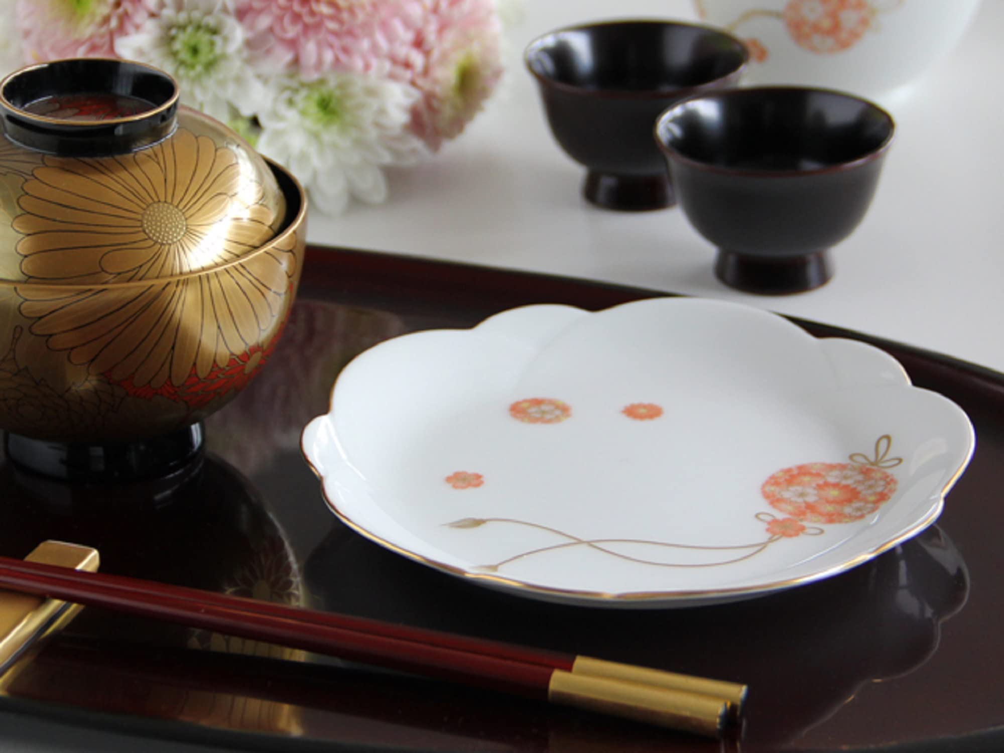 【新品•未使用•箱あり】大倉陶園 花毬 17cm梅型皿 ペアセット Amazon.co.jp: 大倉陶園 花毬 17cm梅型皿ペアセット プレート 日本製